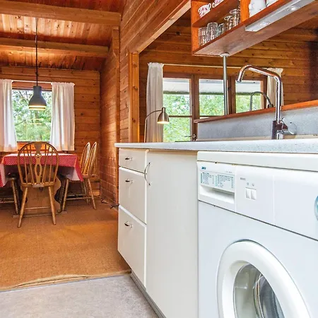 6 Person In Henne-by Traum *